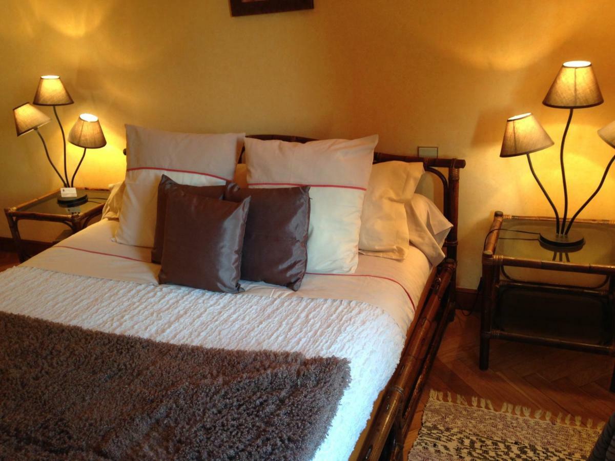Le Jardin De La Cite Bed & Breakfast Carcassonne Bagian luar foto