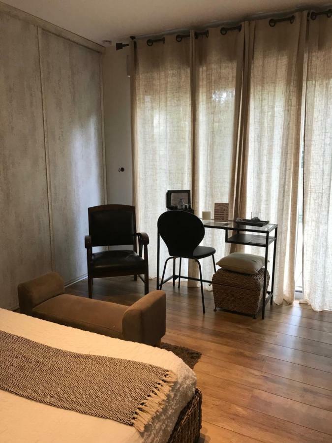 Le Jardin De La Cite Bed & Breakfast Carcassonne Bagian luar foto