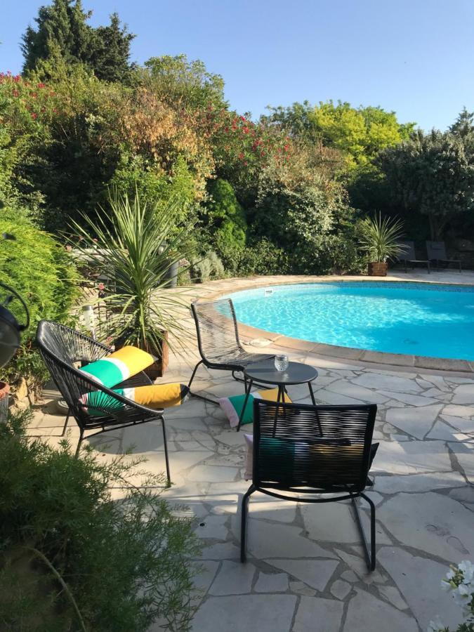 Le Jardin De La Cite Bed & Breakfast Carcassonne Bagian luar foto